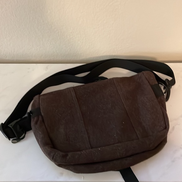 Timbuk2 Small Messenger Bag - Picture 2 of 6